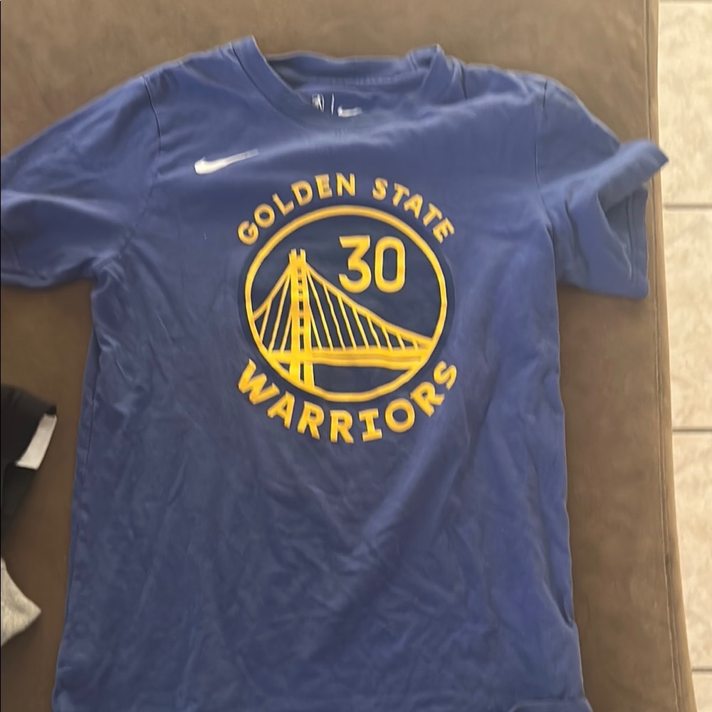 Nike Golden State Warriors Blue T-Shirt boys medium Steph Curry